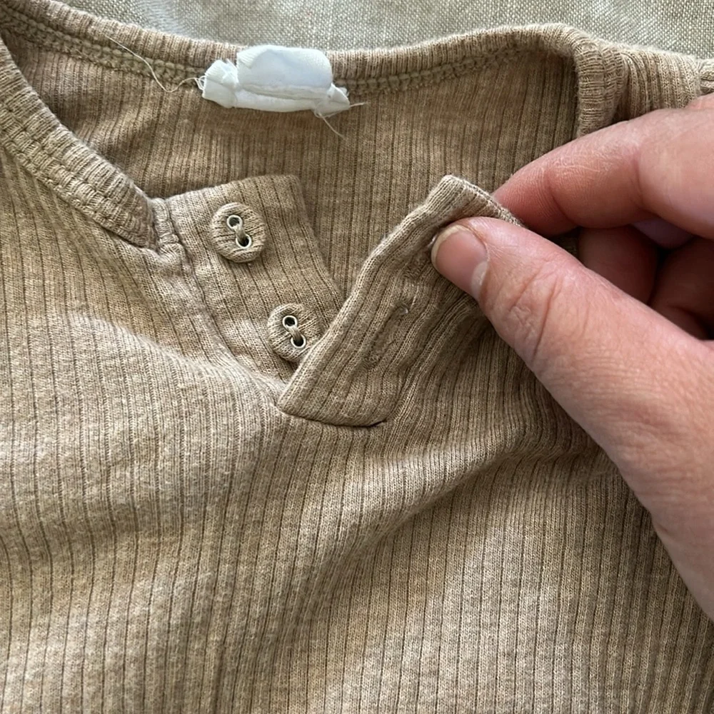 Jamie Kay organic cotton blend modal ribbed bodysuit. Unisex. 1y